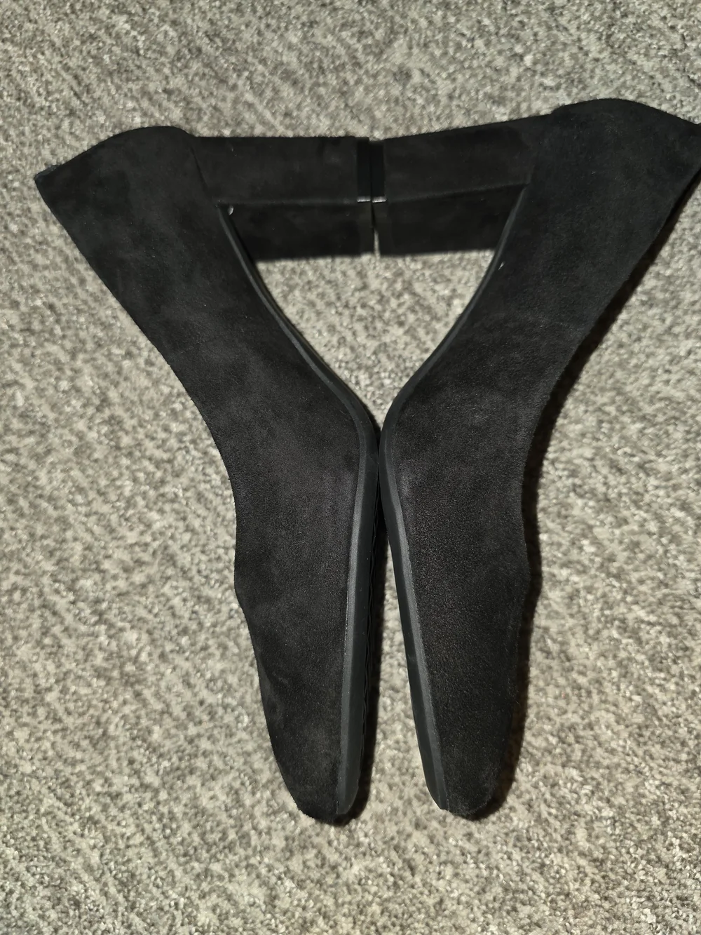 Aerosoles Women’s Black Suede Classic Pumps Size 8 With 3 Inch Heel